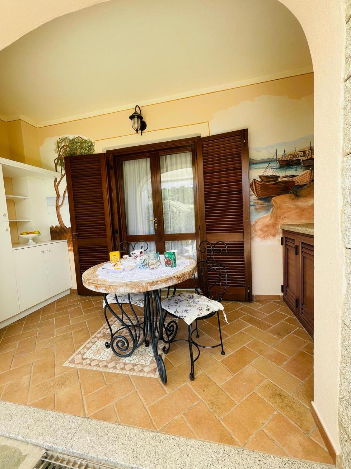 Appartamento Le Querce Vaccileddi Extérieur photo