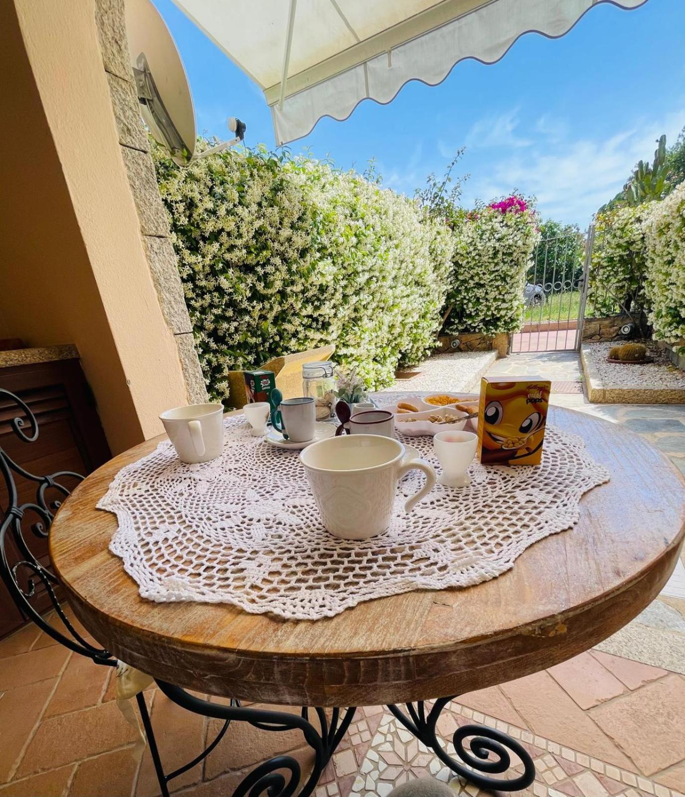Appartamento Le Querce Vaccileddi Extérieur photo